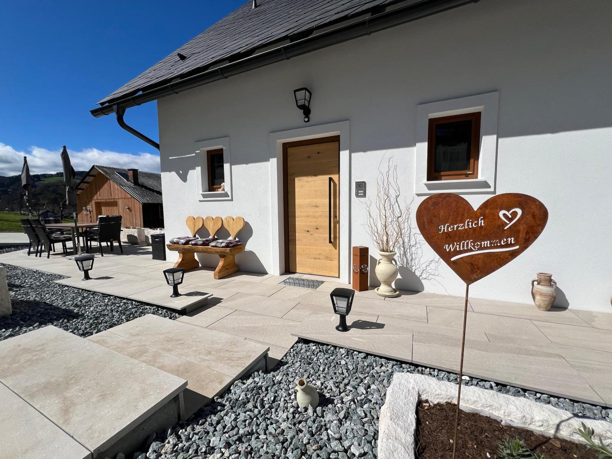 Sonnenschein Appartement- Und Ferienhaus Mit Terrasse Und Garten Eibiswald Dış mekan fotoğraf