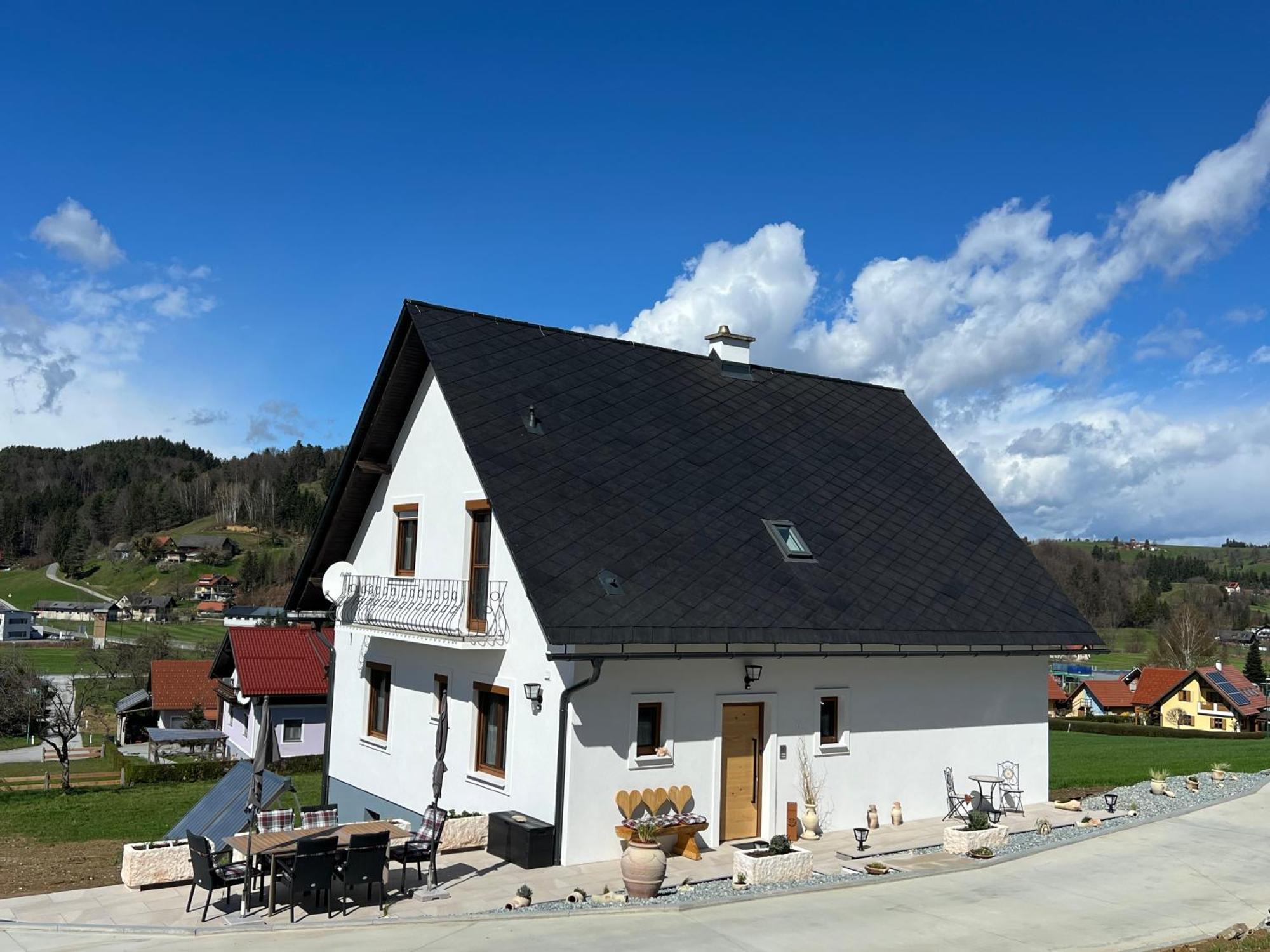 Sonnenschein Appartement- Und Ferienhaus Mit Terrasse Und Garten Eibiswald Dış mekan fotoğraf